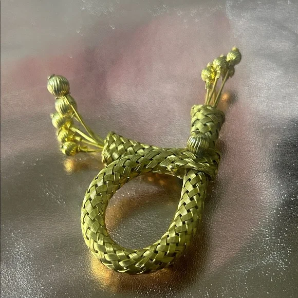 Vintage Gold Rope Knot Brooch #46004 - Picture 2 of 5